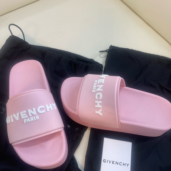 BNIB Givenchy Logo Slide Platform sandals 💕 size 38 - Picture 3 of 12